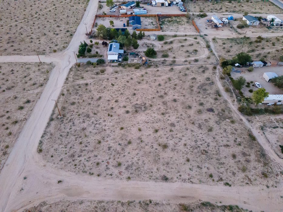 1.01 Acres Ridgecrest, Kern County, CA (Power & Water)