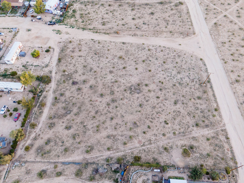 1.01 Acres Ridgecrest, Kern County, CA (Power & Water)