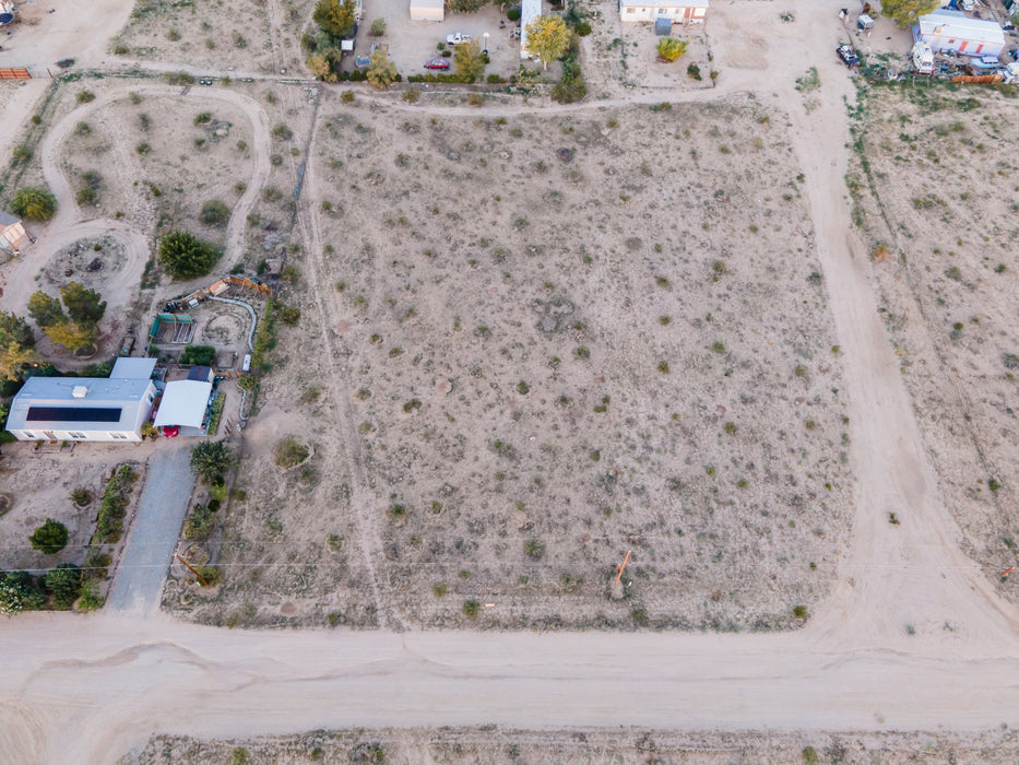 1.01 Acres Ridgecrest, Kern County, CA (Power & Water)