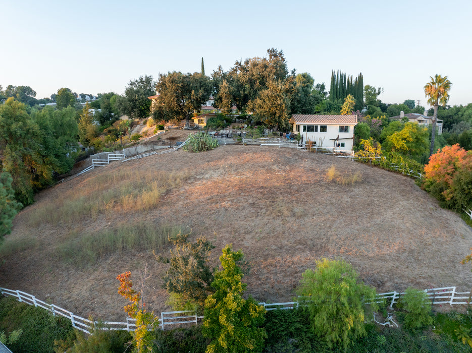 0.46 Acre Agoura Hills, Los Angeles County, CA (Power & Water)