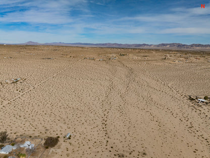 20 Acres Twentynine Palms, San Bernardino County, CA (Power & Water)
