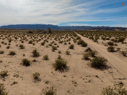 20 Acres Twentynine Palms, San Bernardino County, CA (Power & Water)