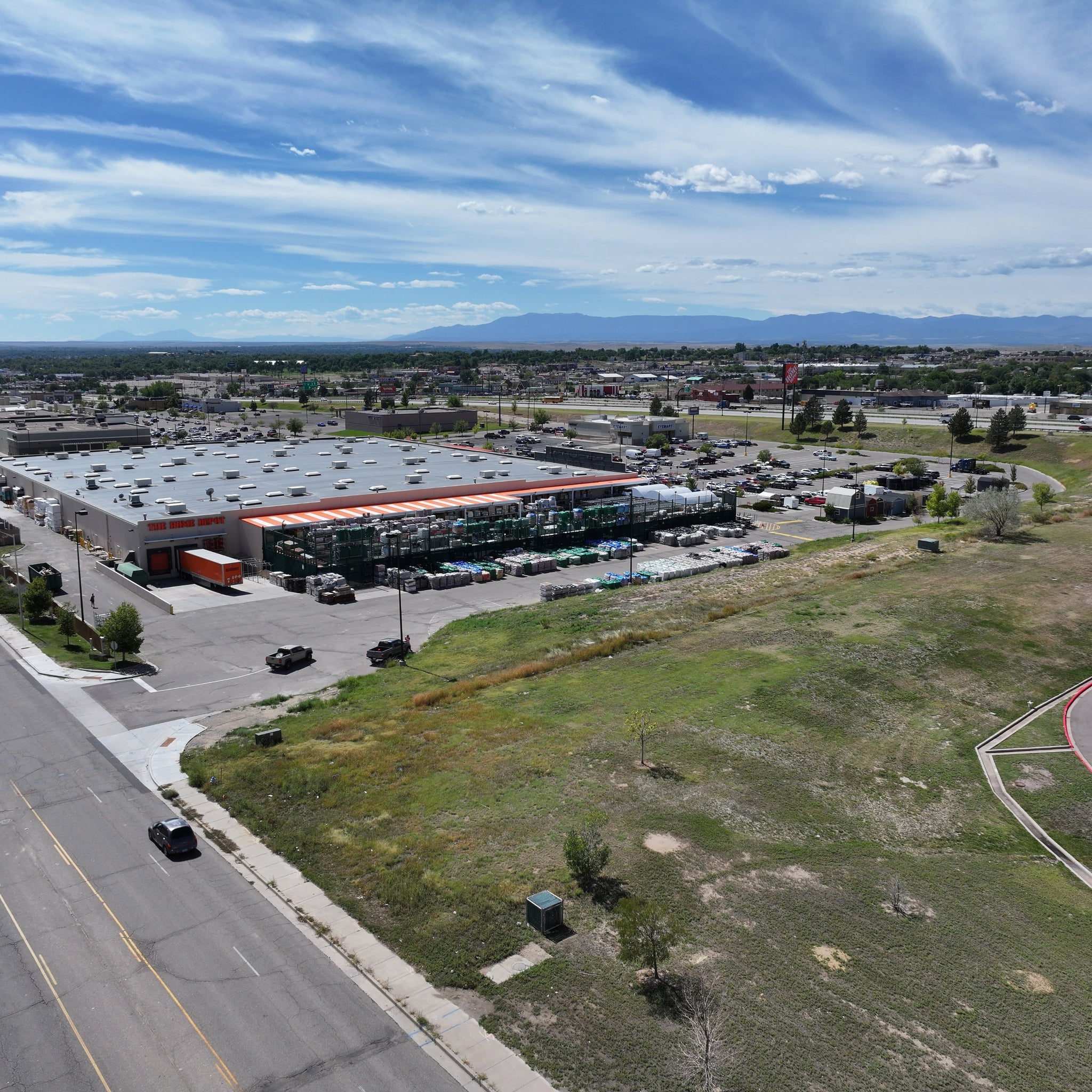 0.23 Acre Pueblo, Pueblo County, CO (Commercial Lot, Power, Water, & Paved Road)