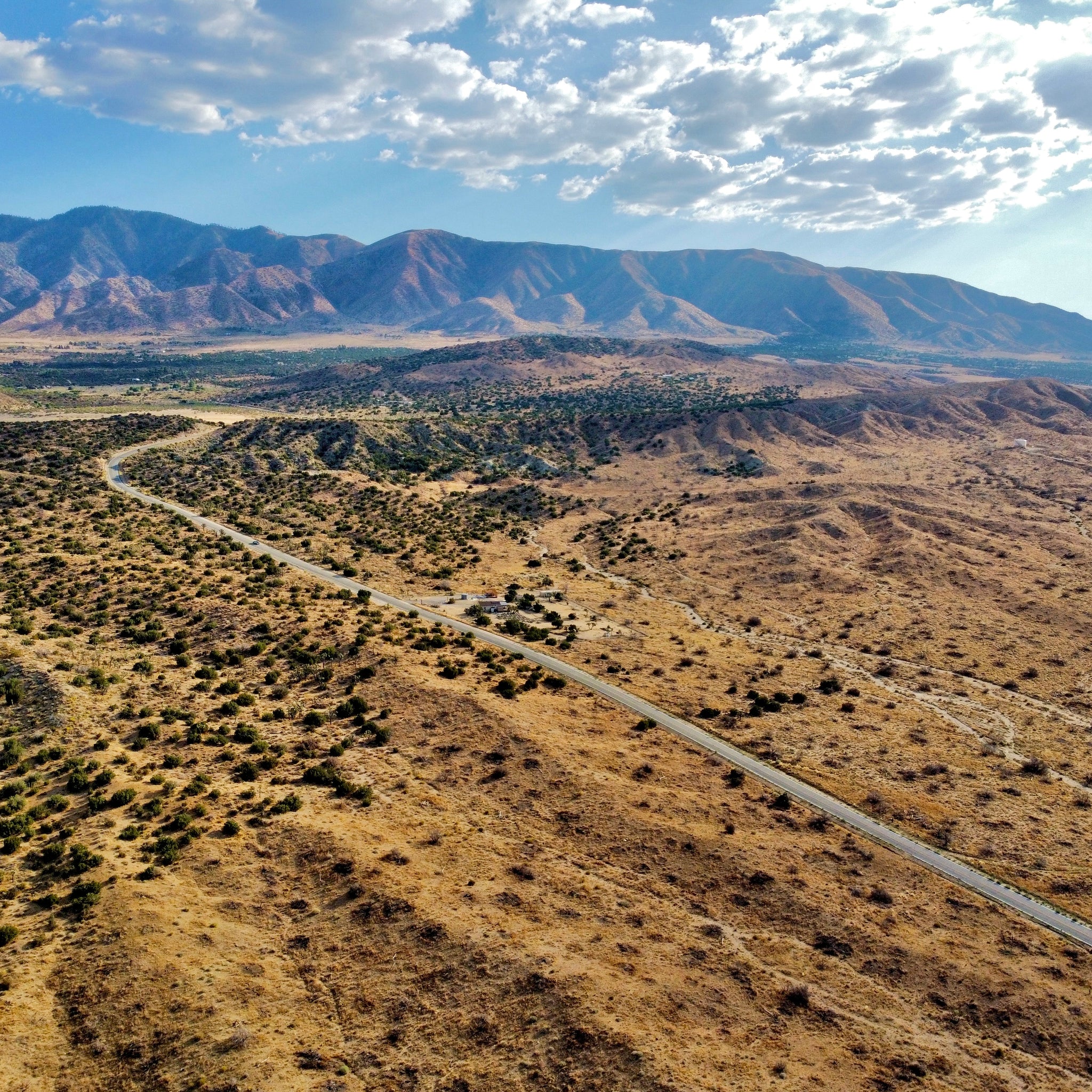 81.11 Acres Juniper Hills, Los Angeles County, CA (Paved Road)