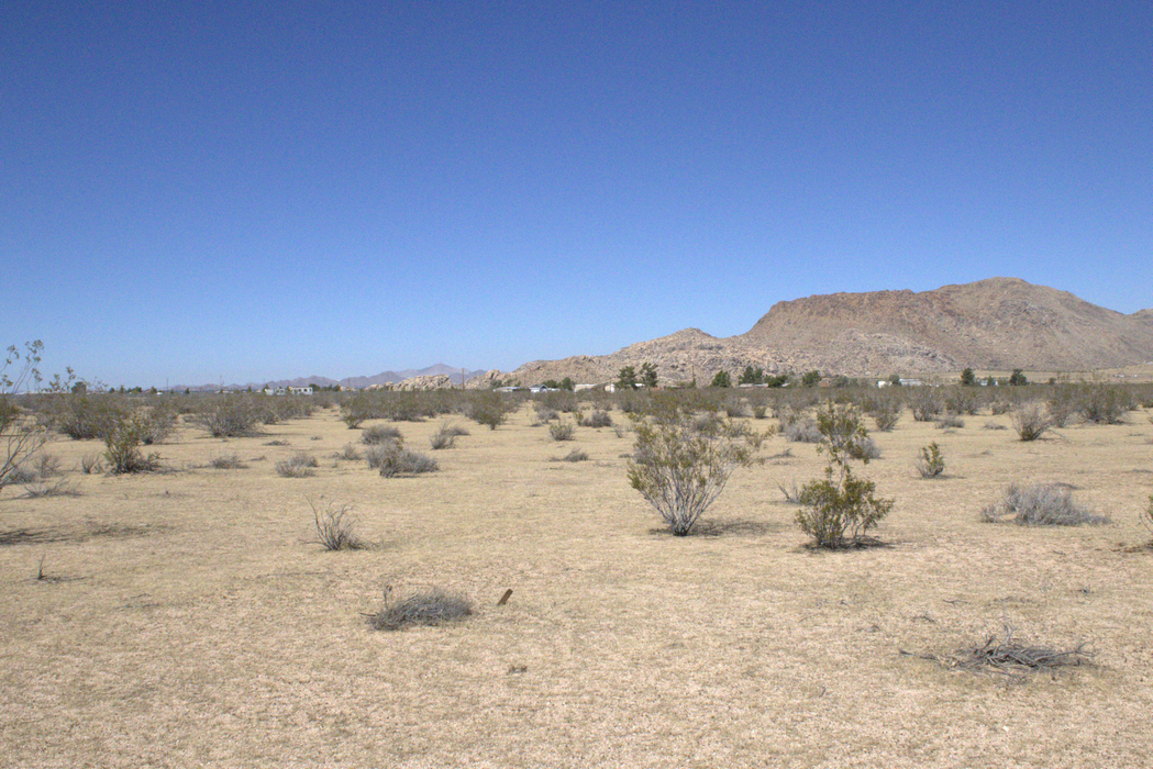 2.50 Acres Apple Valley, San Bernardino County, CA