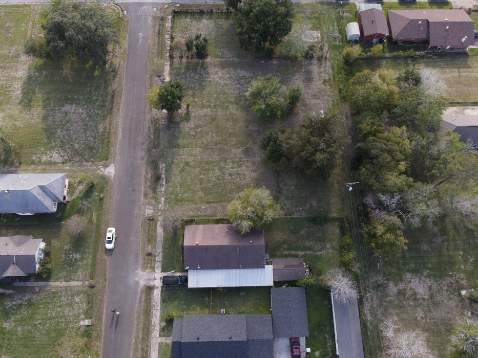 0.16 Acre Port Arthur, Jefferson County, TX (Power, Water, & Paved Road)