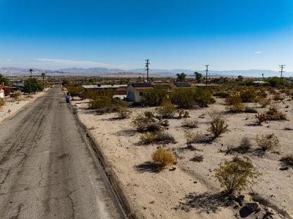 0.69 Acre Twentynine Palms, San Bernardino County, CA (Power, Water, & Paved Road)