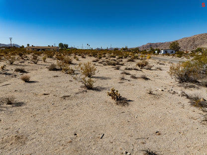 0.69 Acre Twentynine Palms, San Bernardino County, CA (Power, Water, & Paved Road)