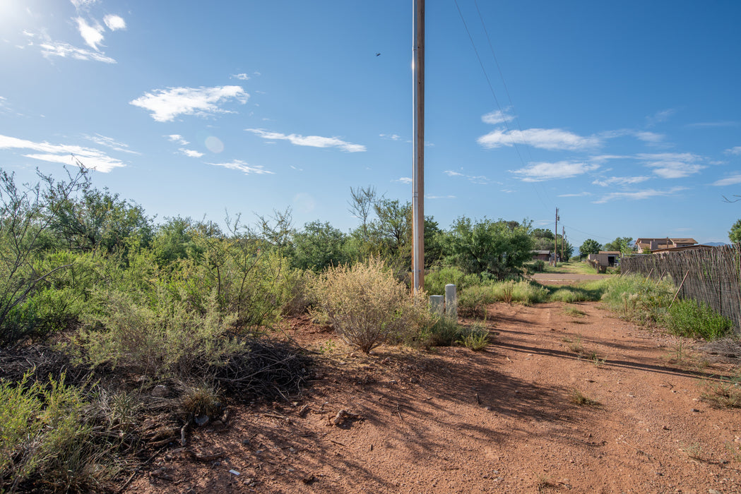 0.24 Acre Huachuca City, Cochise County, AZ (Power, Water, & Paved Road)