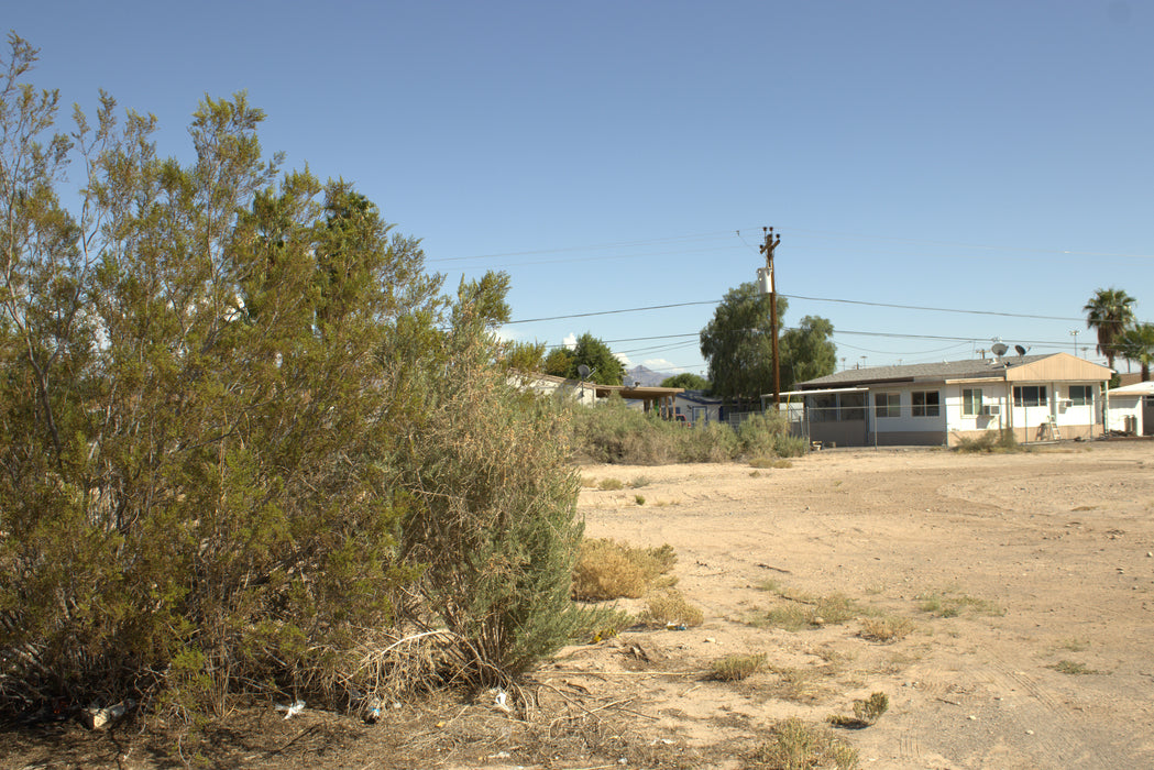 0.13 Acre Bullhead City, Mohave County, AZ (Power, Water, & Paved Road)