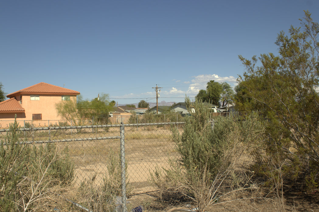 0.13 Acre Bullhead City, Mohave County, AZ (Power, Water, & Paved Road)