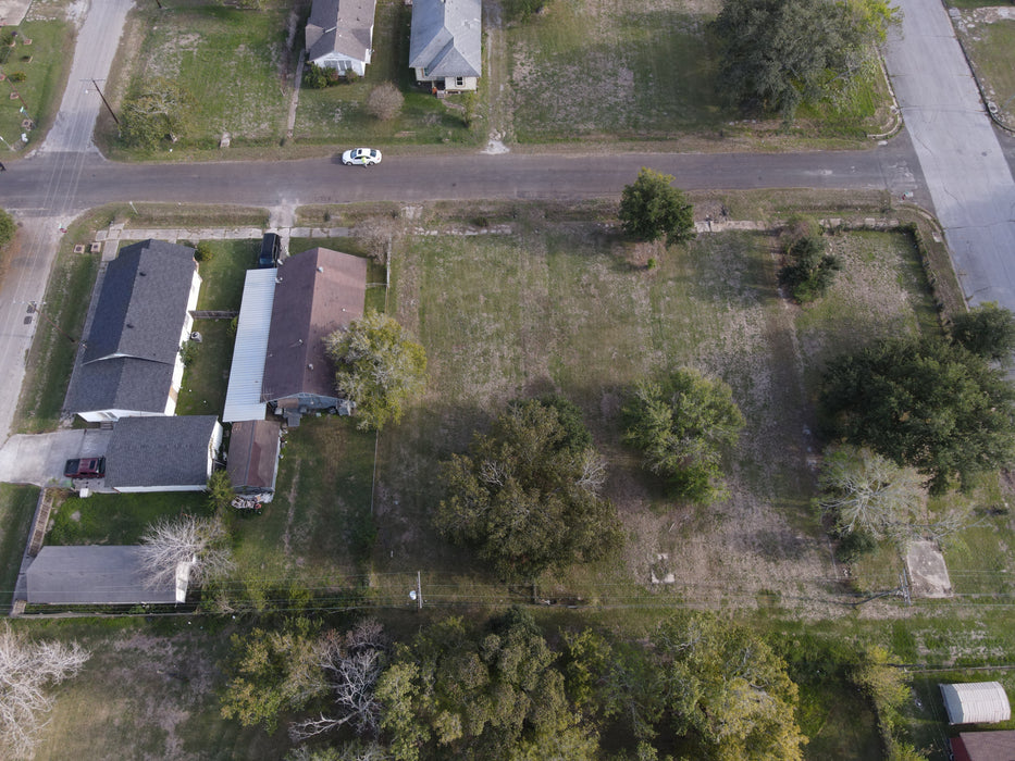 0.16 Acre Port Arthur, Jefferson County, TX (Power, Water, & Paved Road)