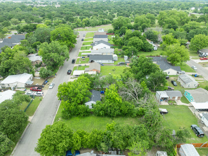 0.14 Acre Waco, McLennan County, TX (Power, Water, & Paved Road)