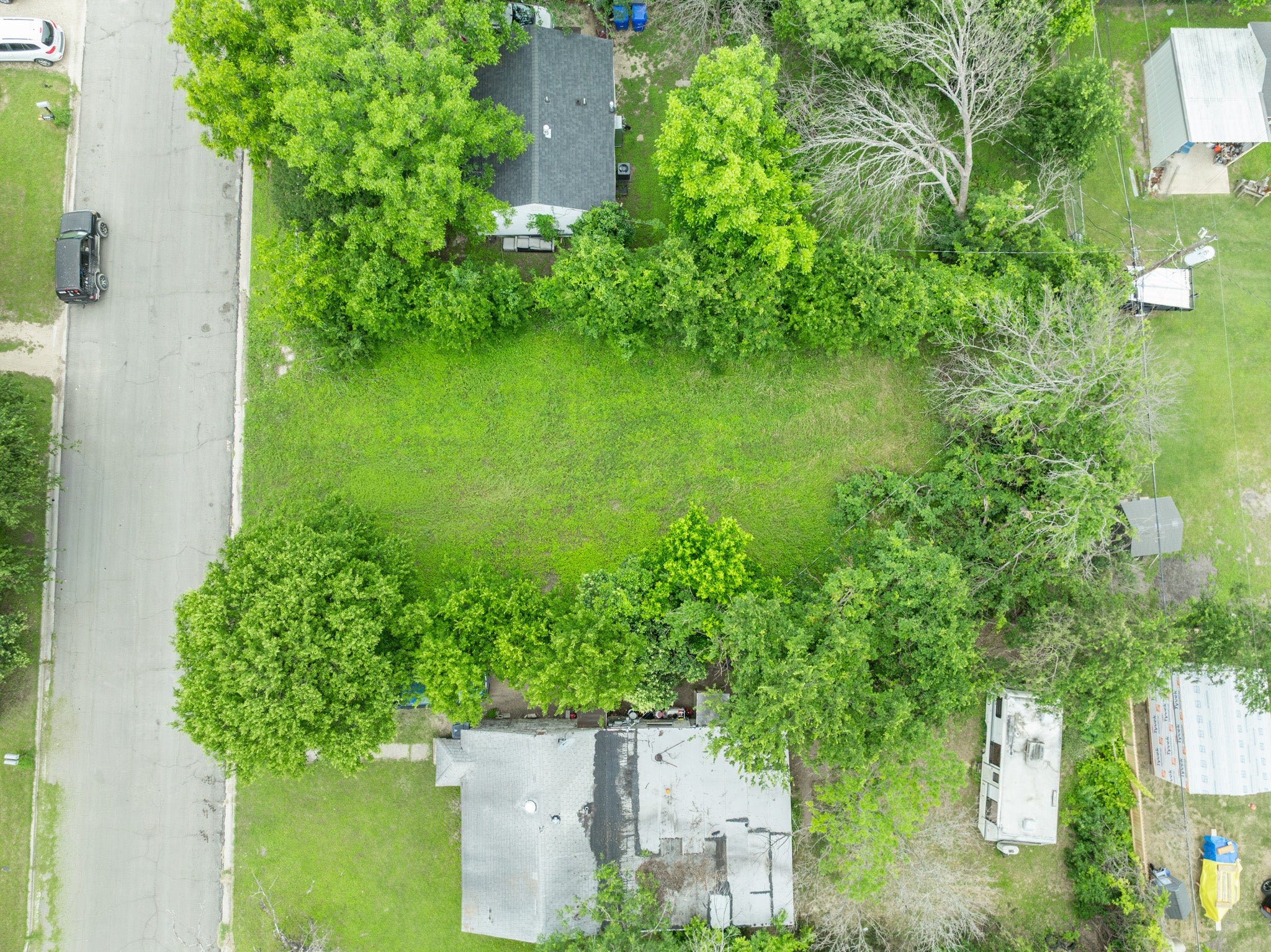 0.14 Acre Waco, McLennan County, TX (Power, Water, & Paved Road)
