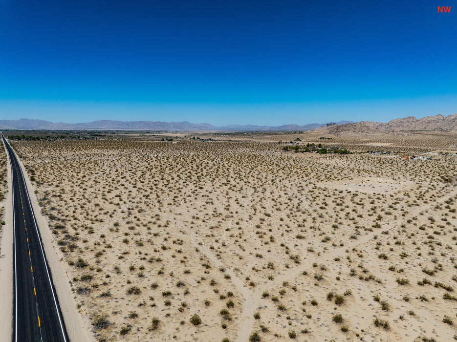 12.56 Acres Lucerne Valley, San Bernardino County, CA (Power & Paved Road)