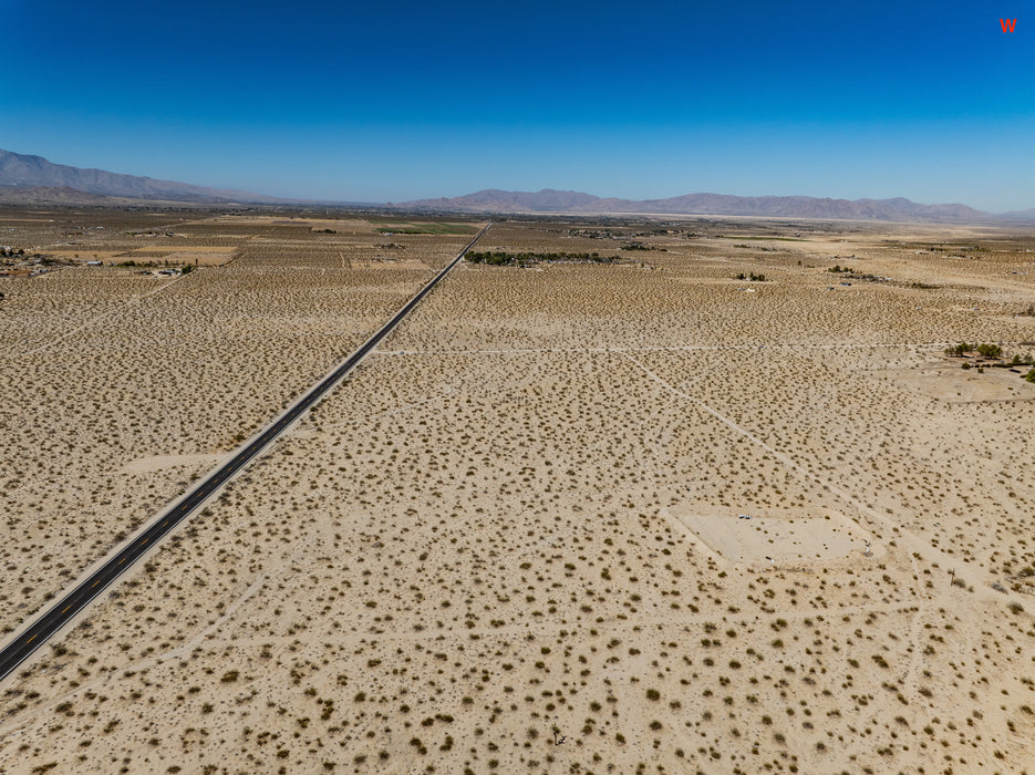 12.56 Acres Lucerne Valley, San Bernardino County, CA (Power & Paved Road)