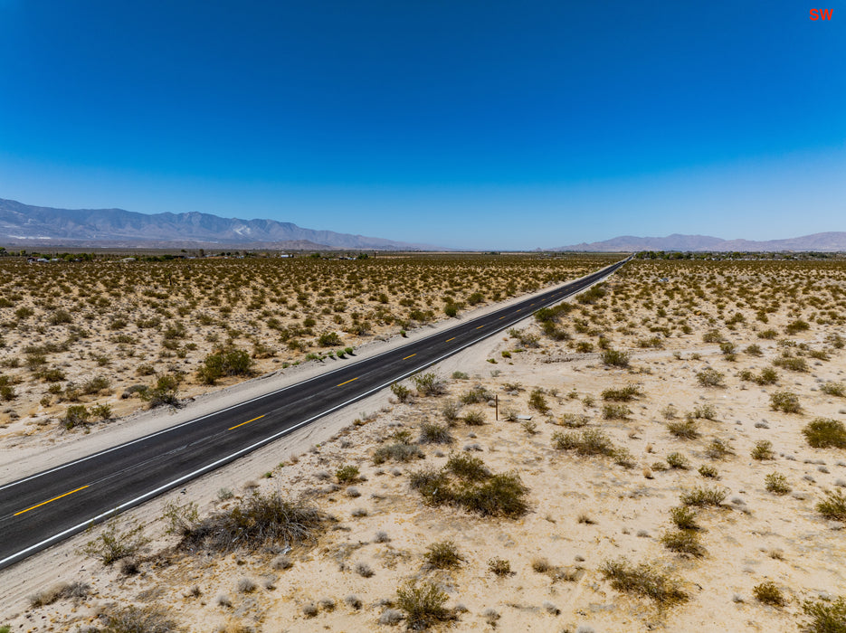 12.56 Acres Lucerne Valley, San Bernardino County, CA (Power & Paved Road)