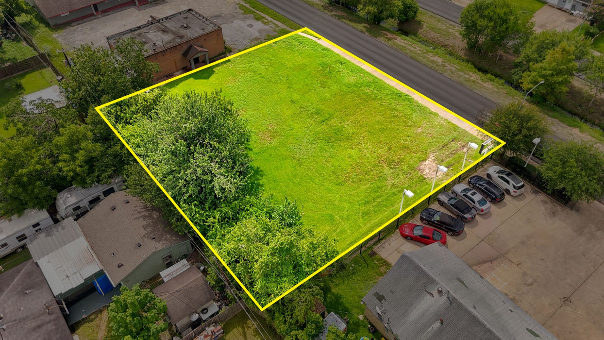 0.36 Acre Houston, Harris County, TX (Commercial Lot, Power, Water, & Paved Road)