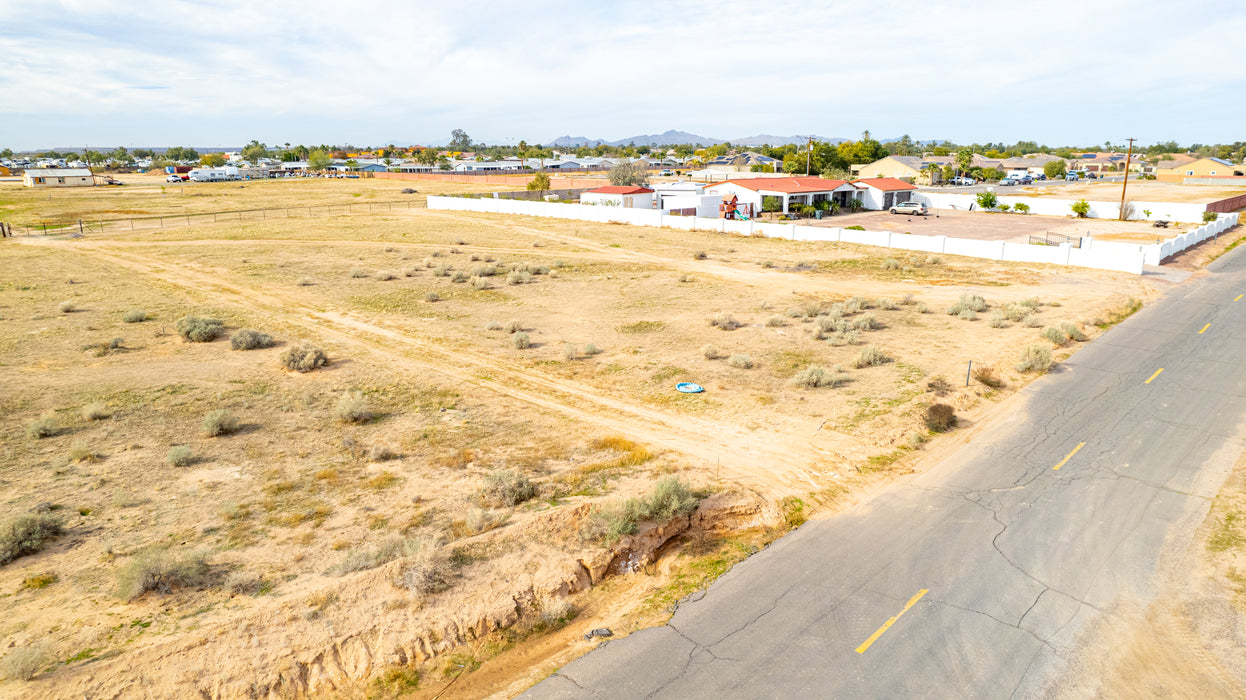 1.15 Acres Casa Grande, Pinal County, AZ (Power, Water, & Paved Road)