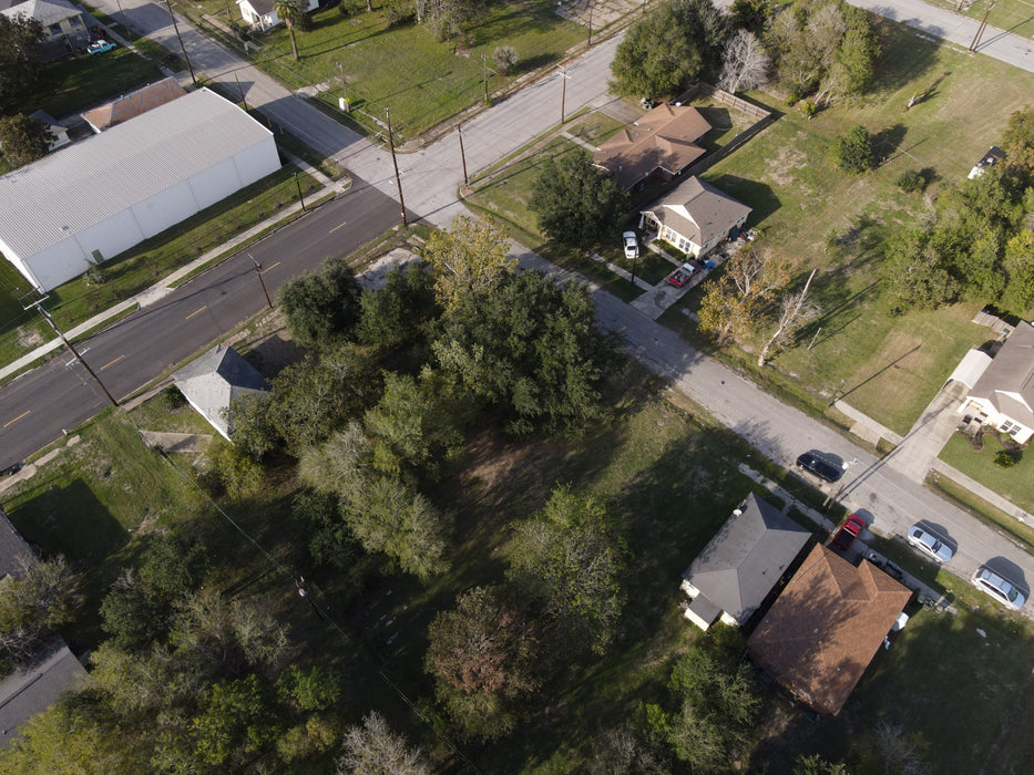 0.16 Acre Port Arthur, Jefferson County, TX (Power, Water, & Paved Road)