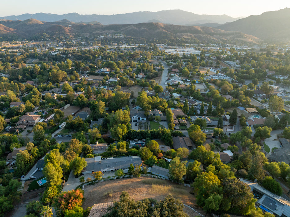 0.46 Acre Agoura Hills, Los Angeles County, CA (Power & Water)