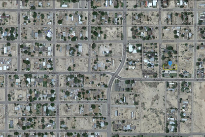 0.19 Acre Roswell, Chaves County, NM (Power, Water, & Paved Road)
