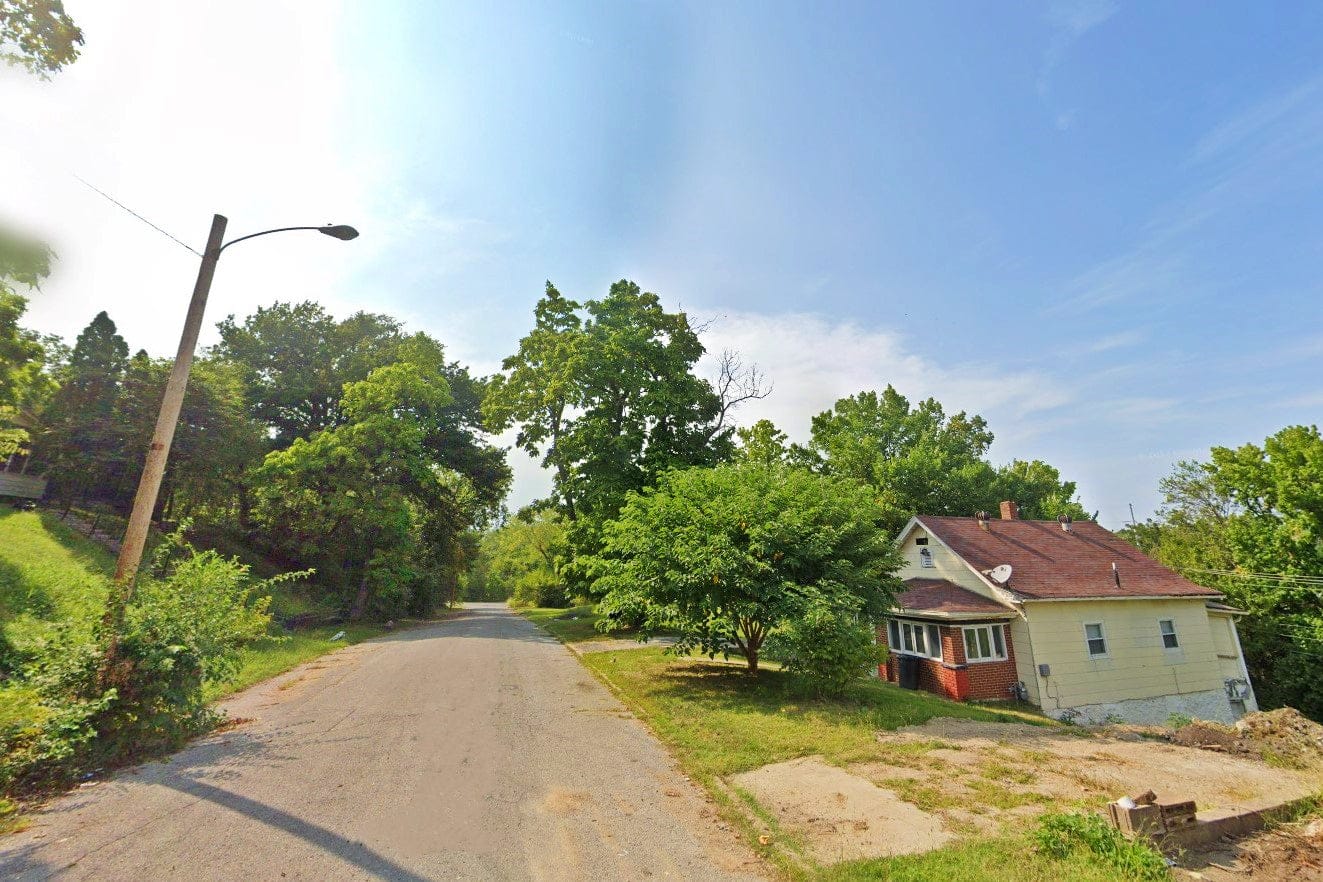 0.11 Acre Kansas City, Wyandotte County, KS (Power, Water, & Paved Road)