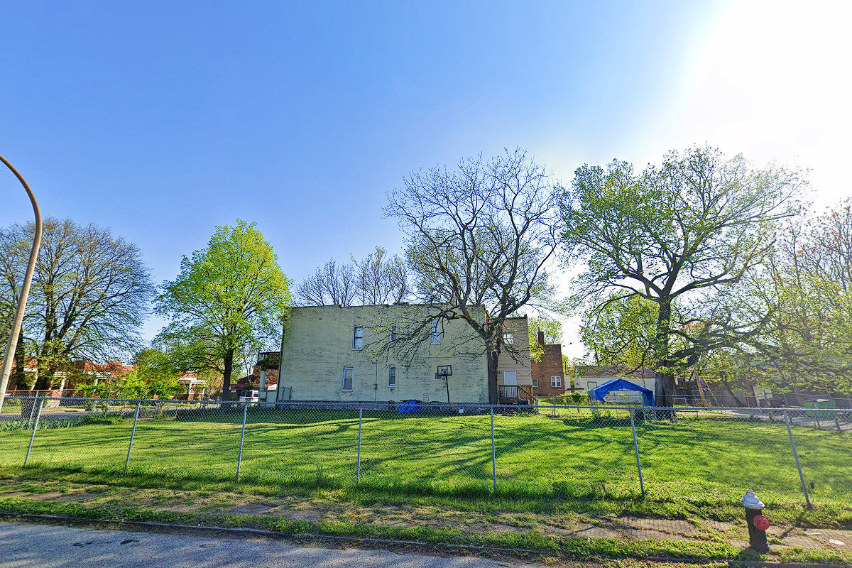 0.23 Acre Saint Louis, Saint Louis City County, MO (Power, Water, & Paved Road)