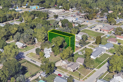 0.11 Acre Topeka, Shawnee County, KS (Power, Water, & Paved Road)