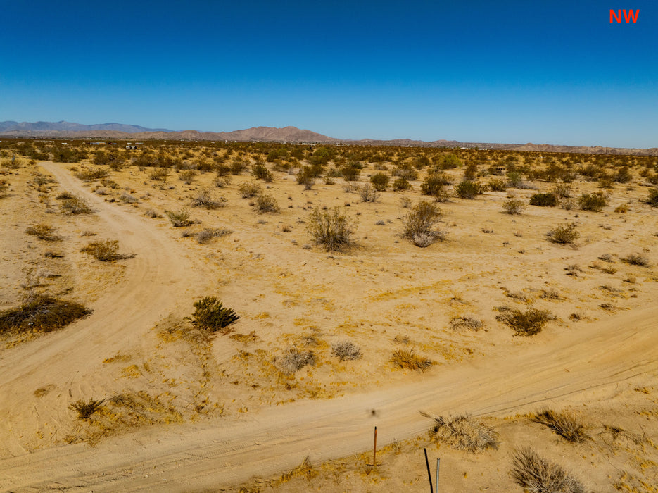 4.78 Acres Joshua Tree, San Bernardino County, CA