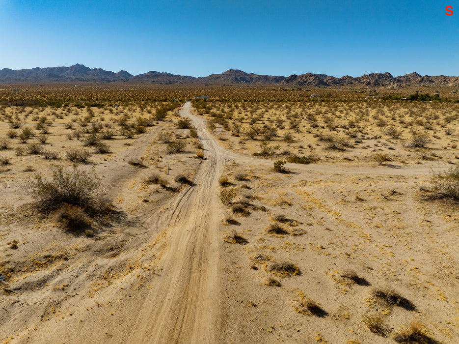 4.78 Acres Joshua Tree, San Bernardino County, CA