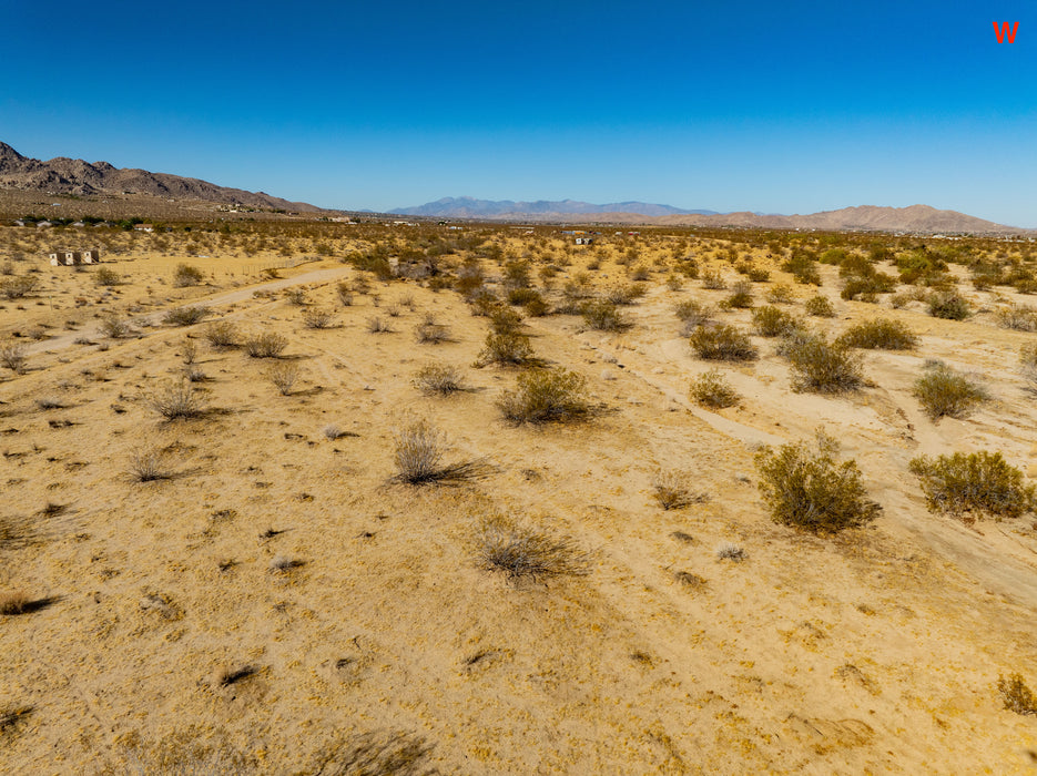 4.78 Acres Joshua Tree, San Bernardino County, CA