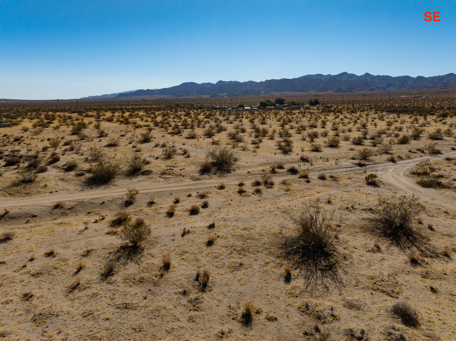 4.78 Acres Joshua Tree, San Bernardino County, CA