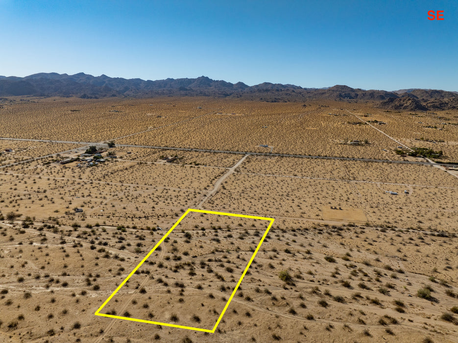 4.78 Acres Joshua Tree, San Bernardino County, CA