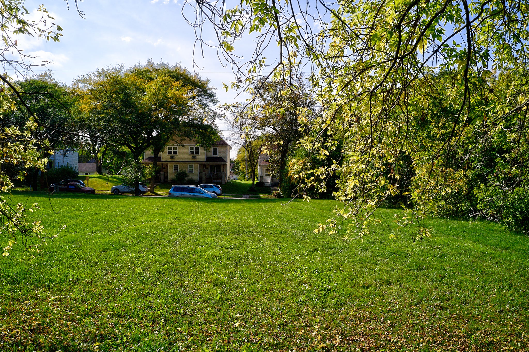 0.14 Acre Milwaukee, Milwaukee County, WI (Power, Water, & Paved Road)