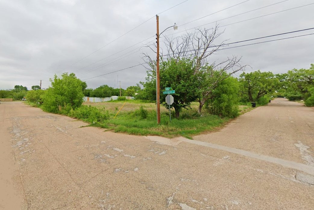 0.31 Acre Abilene, Taylor County, TX (Power, Water, & Paved Road)