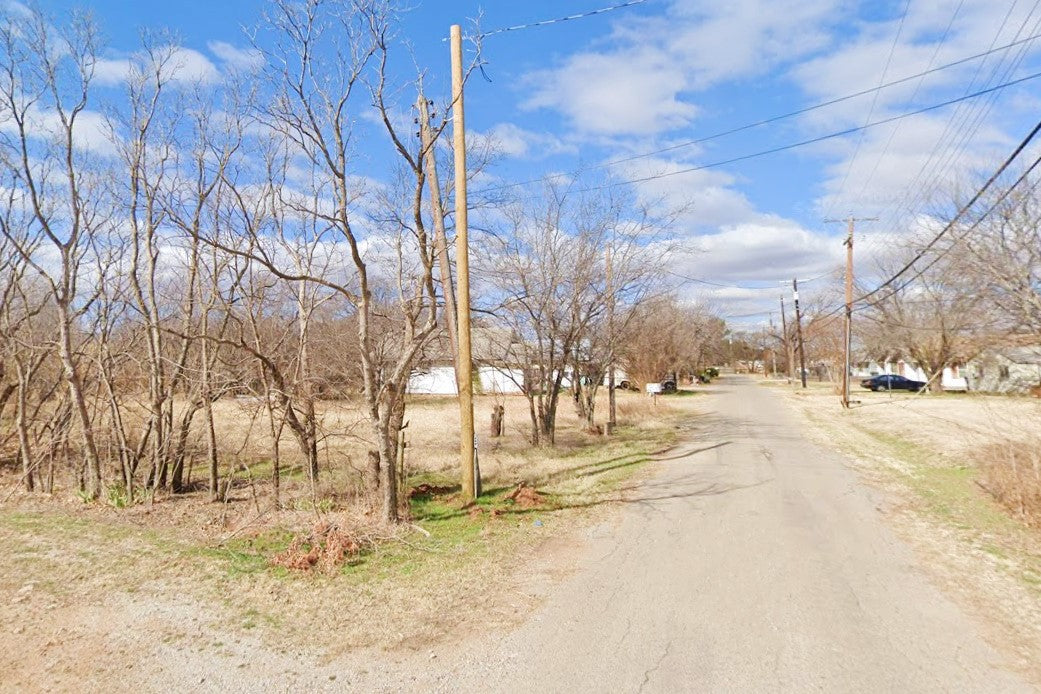 0.46 Acre Wichita Falls, Wichita County, TX (Power, Water, & Paved Road)
