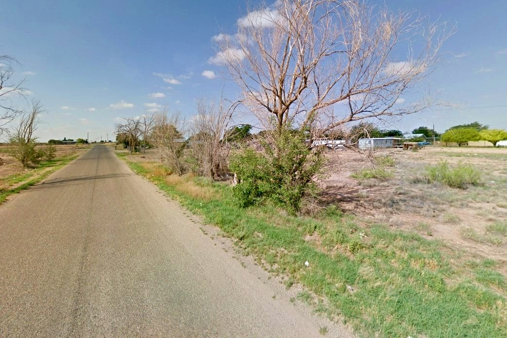 0.20 Acre Roswell, Chaves County, NM (Power, Water, & Paved Road)