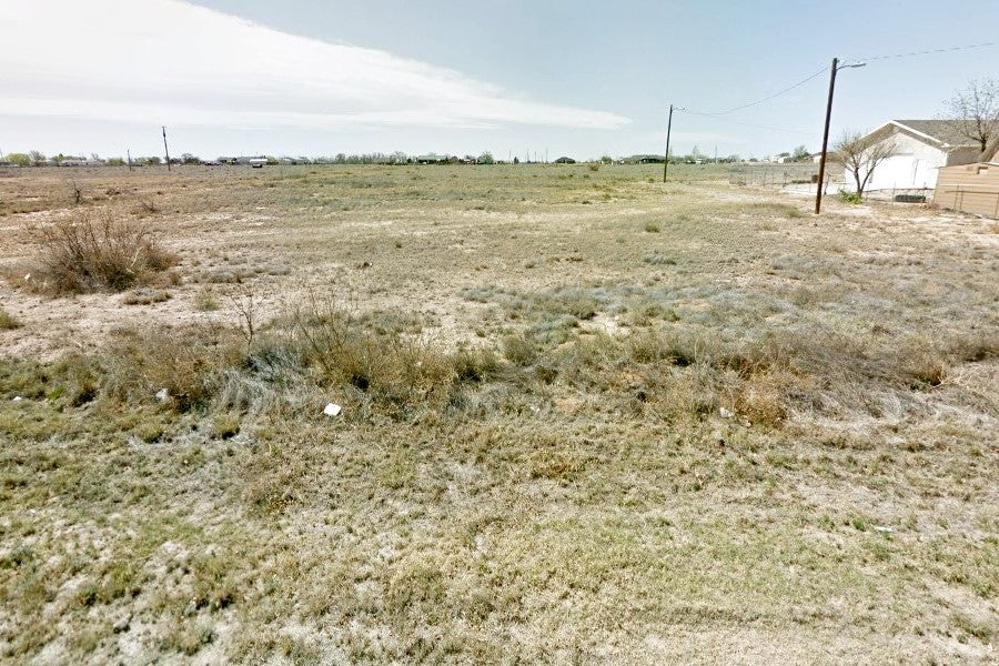 0.31 Acre Roswell, Chaves County, NM (Power, Water, & Paved Road)