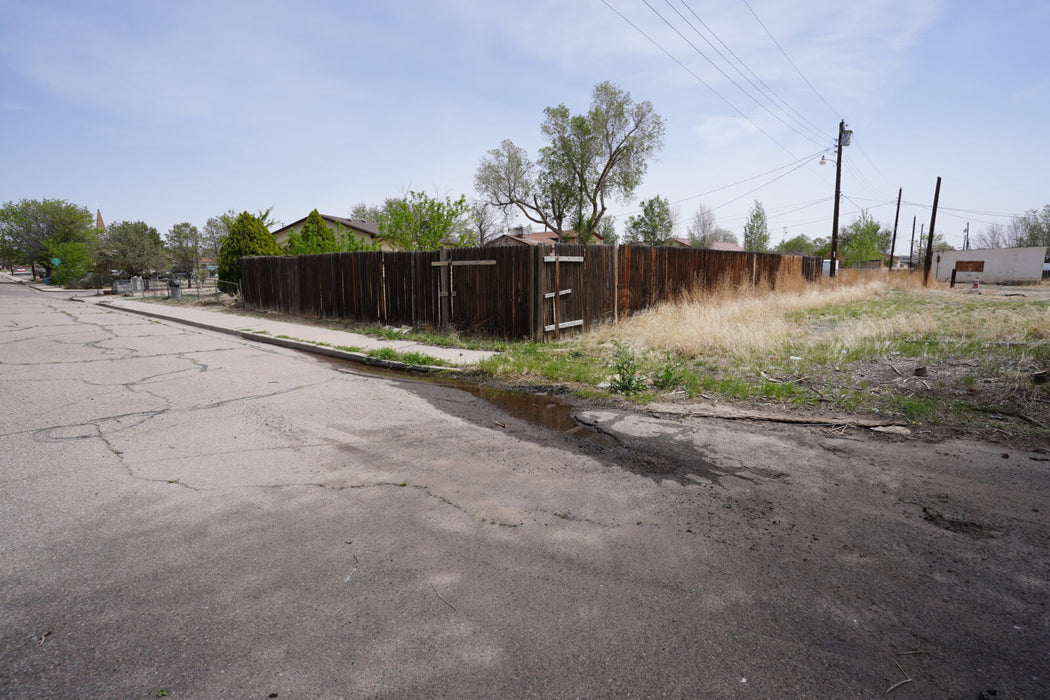 0.24 Acre Pueblo, Pueblo County, CO (Power & Paved Road)